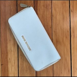 Micheal Kors Wallet